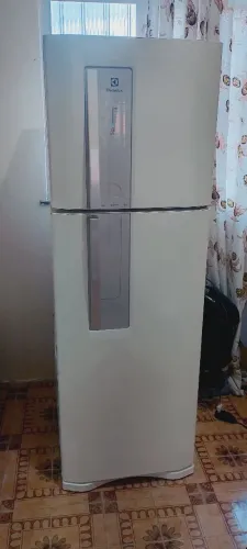 Geladeira Eletrolux