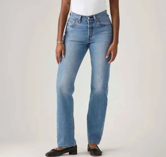 Calça Jeans 501 Curve Levi's Lavagem Média