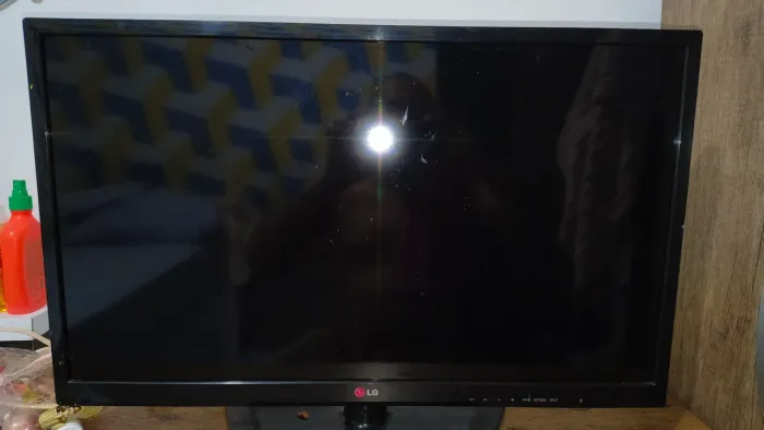 Vendo uma TV 32 polegadas marca LG