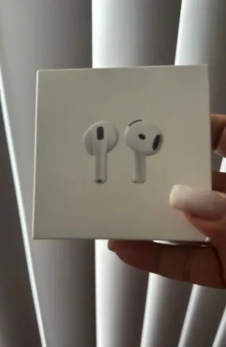 AIRPODS 4 LACRADO COM NOTA