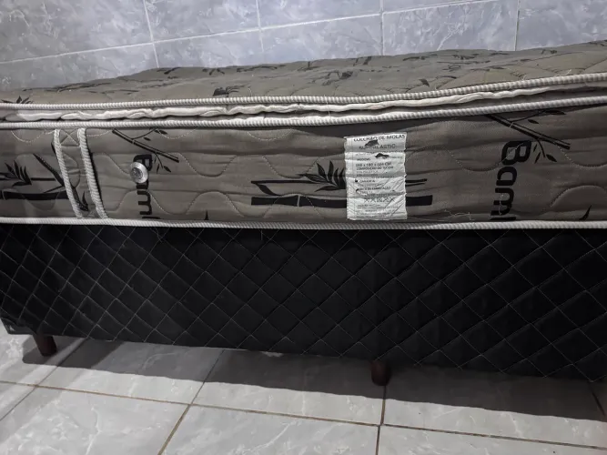 Cama de solteiro