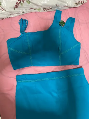 Conjunto saia e cropped 
