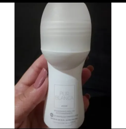 Desodorante roll on pur blanca avon