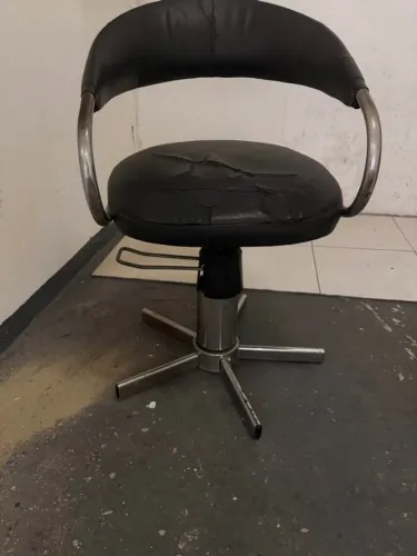 Cadeira Profissional para Salão de Beleza