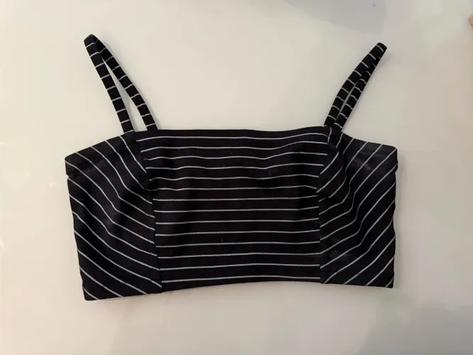 Cropped Preto e branco Dress