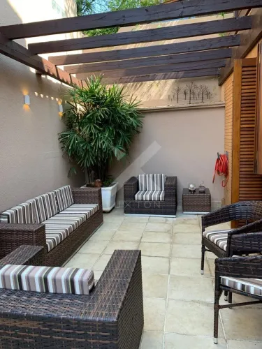 Casa com 3 suítes para comprar no bairro Santa Tereza