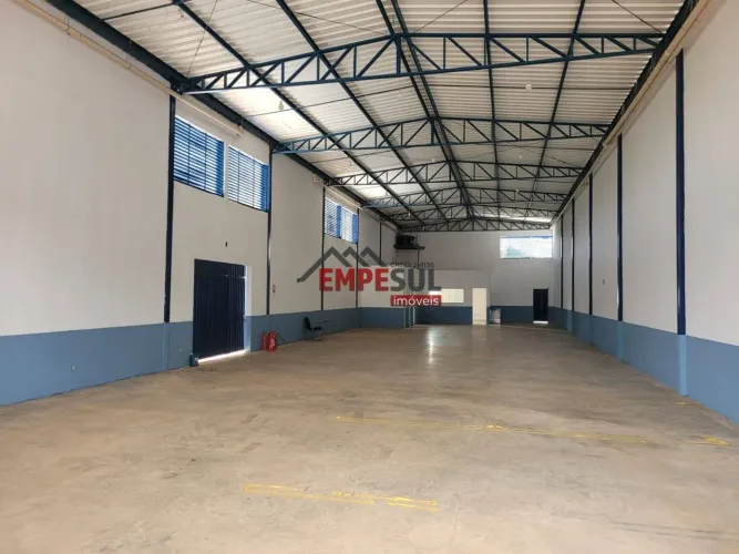 Vendo Galpão na 903 sul com 400m2