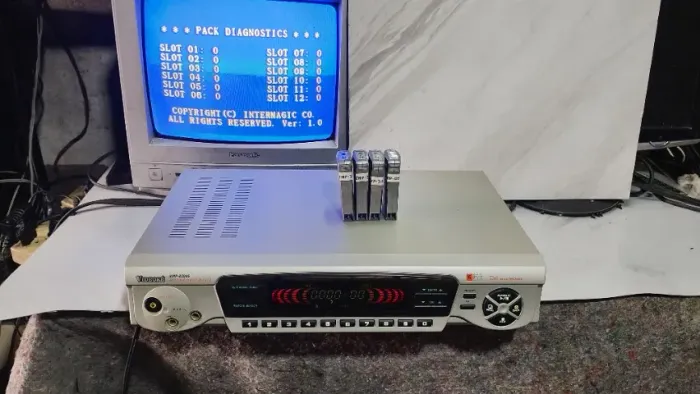Videoke Raf Vamp 2500S Funcionando,+4 cartuchos IMP-33/34/35+1IMP-usa, Sem controle Remoto