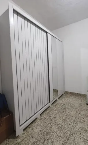 Guarda-Roupa Casal