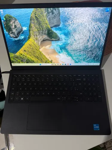 Notebook Dell INSPIRON 15 3520
