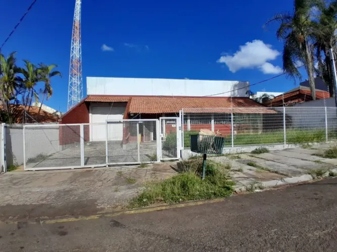Barracão Comercial para locação no Jardim Alpes, Região Norte de Londrina