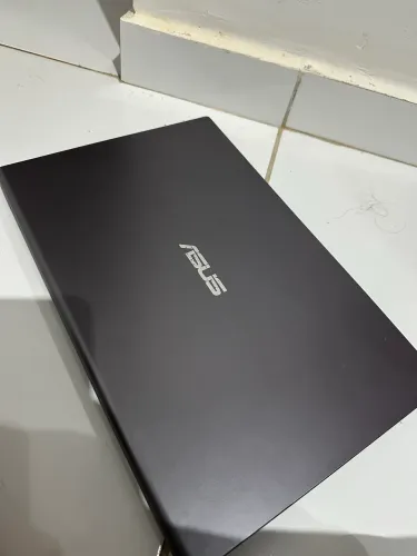 Notebook Azus Razen 5