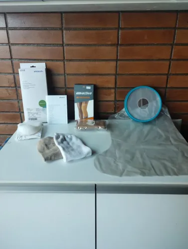 Produtos para prótese de perna.