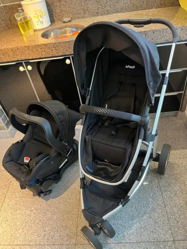 À VENDA: Carrinho de Bebê Completo Infanti SKY - Travel System Sky Trio