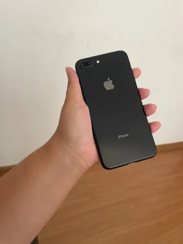 IPHONE 8 PLUS