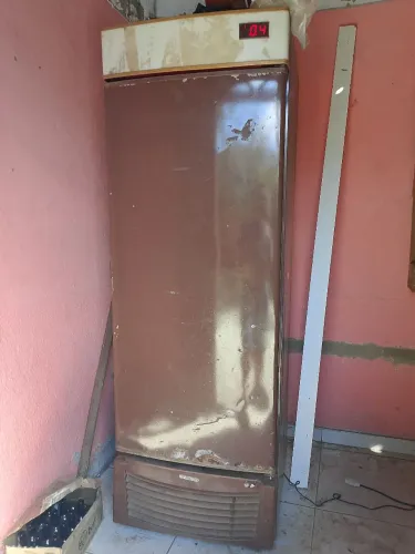 Cervejeira grande.