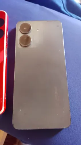 Vendo este celular redmi 13 c