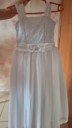 Vende se vestido branco 