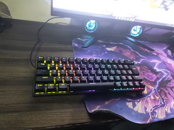 Teclado Mecânico 60 %