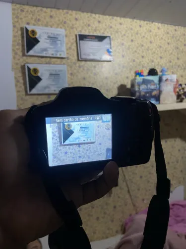 Câmara fotográfica 