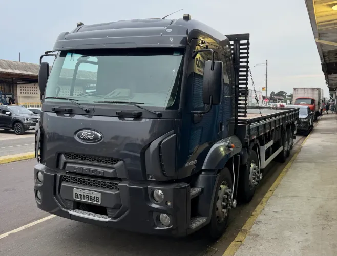 Ford Cargo 2428 CNL 2012 Único Dono 192km Originais