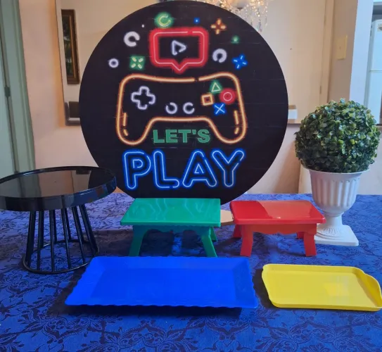 Alugo kits de mini festa decoração