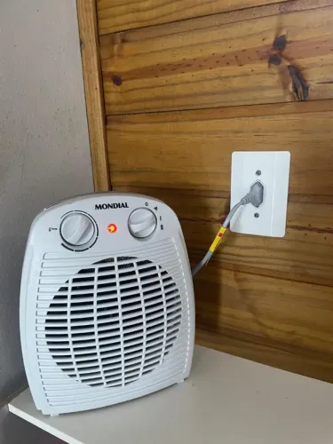 AQUECEDOR 3em1 Mondial 1500w econômico - Aquece, circula ar e desumidifica