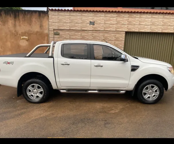 Ford Ranger XLT 3.2 20V 4X4 CD Diesel Aut. 2016