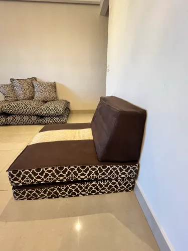 Futon Turco com capa em aquablock e encosto trapézio