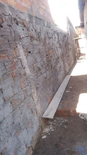Pedreiro disponível 