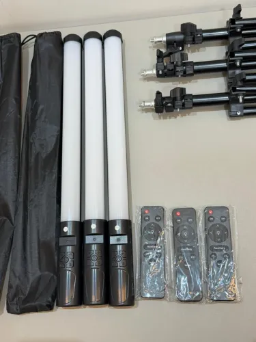 Iluminação bastão de led com tripé 