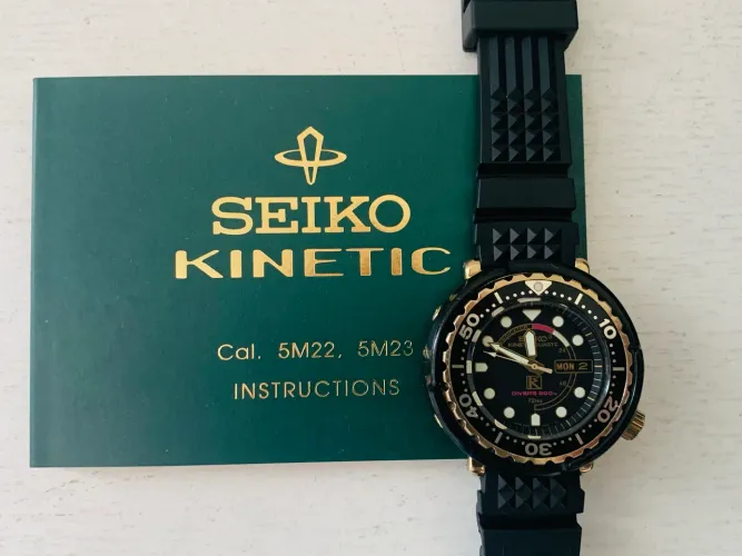 Relógio Seiko Tuna Diver's 200m - Kinetic-Quartz - 5M23-6A19