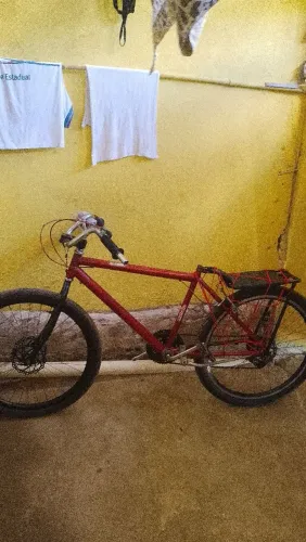 bike no precinho 900$ (faço rolo)