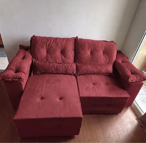 Sofá retrátil e reclinável 2,20m R$1.600,promoção até o final do mês,contato *