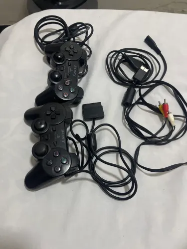 Vende-se controles ps2 usados