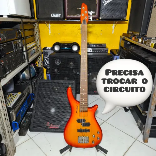 Baixo strimberg (circuito com potenciômetros emperrados)