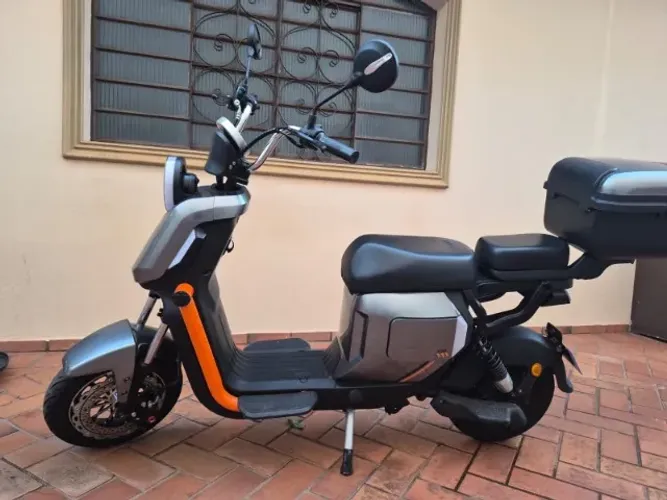 Moto Elétrica Moto Chefe SOMA 1000W - Excelente Estado / Sem CNH