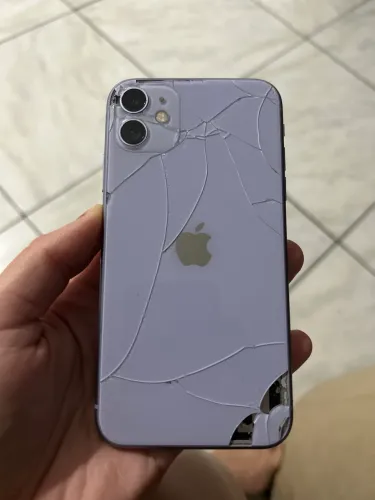 iPhone 11 Quebrado/Nao liga/