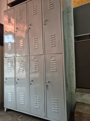 ARMÁRIO VESTIÁRIO METAL  8  PORTAS