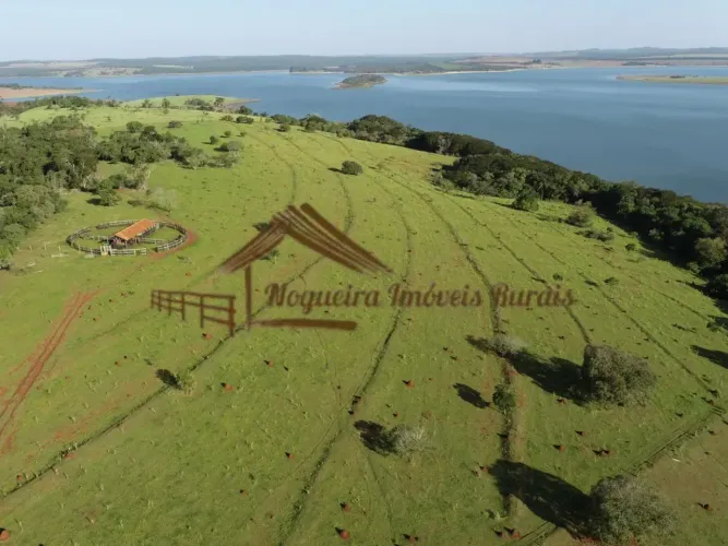 Fazenda com 59 alqueires, margem com a represa Jurumirim