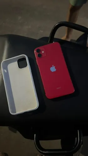 Iphone 11 128gb vermelho