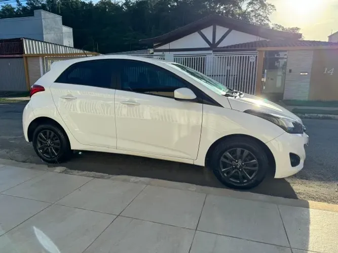 Hyundai HB20 Comf./c.plus/c.style 1.0 Flex 12V 2015