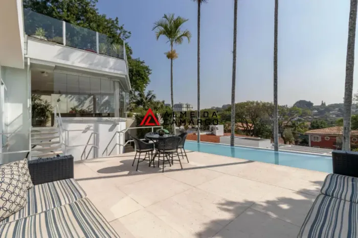 Casa Jardim Guedala - 930 m² - 4 Suítes, Academia, Piscina, Gourmet e 4 Vagas