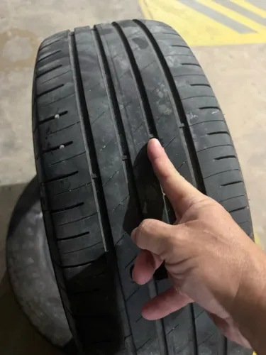 02 Pneus wrangler GOODYEAR 235/60R18