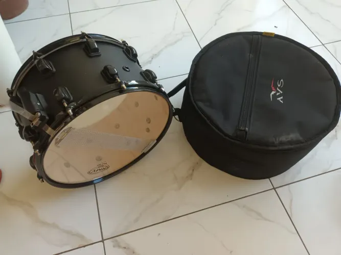 Caixa RMV 14x8