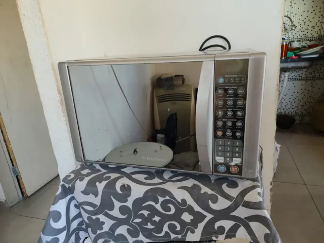 Vendo microondas