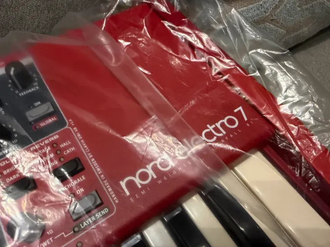 Teclado Nord Electro 7 61 ou 73 (novo) lançamento