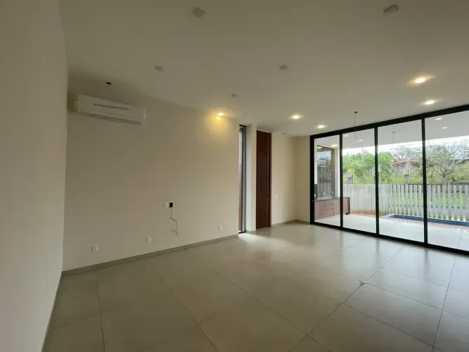 Térrea para venda com 212 metros quadrados com 3 quartos (suítes)