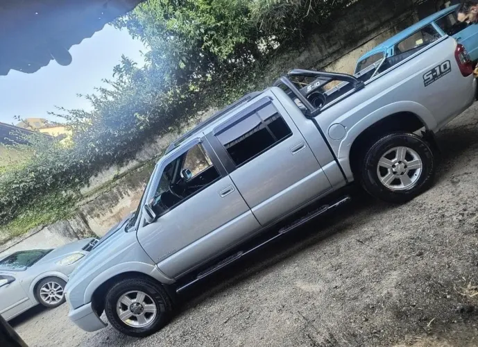 Chevrolet S10 P-up Tornado 2.8 TDI 4x2/4x4 CD Dies 2010