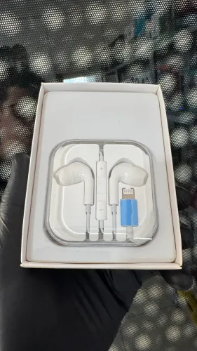 Fone de ouvido para iPhone Lightning